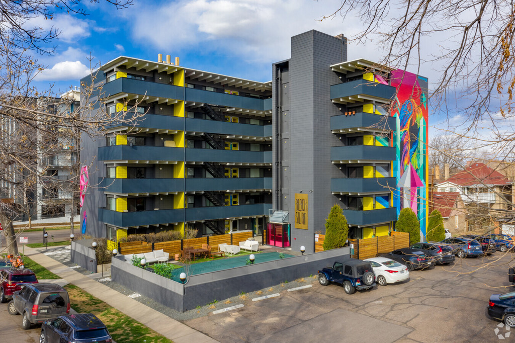 Window replacement project